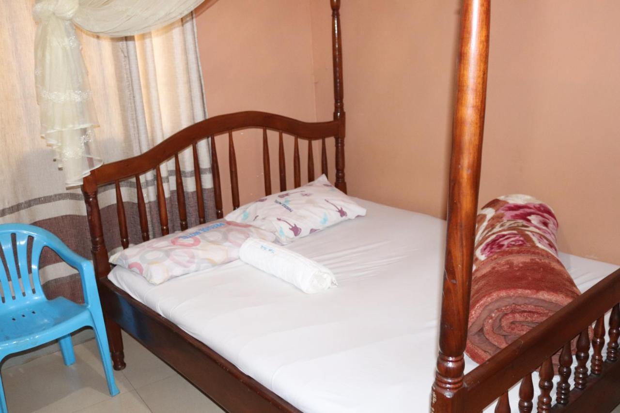 Luwafu Guest House Kampala Ngoại thất bức ảnh